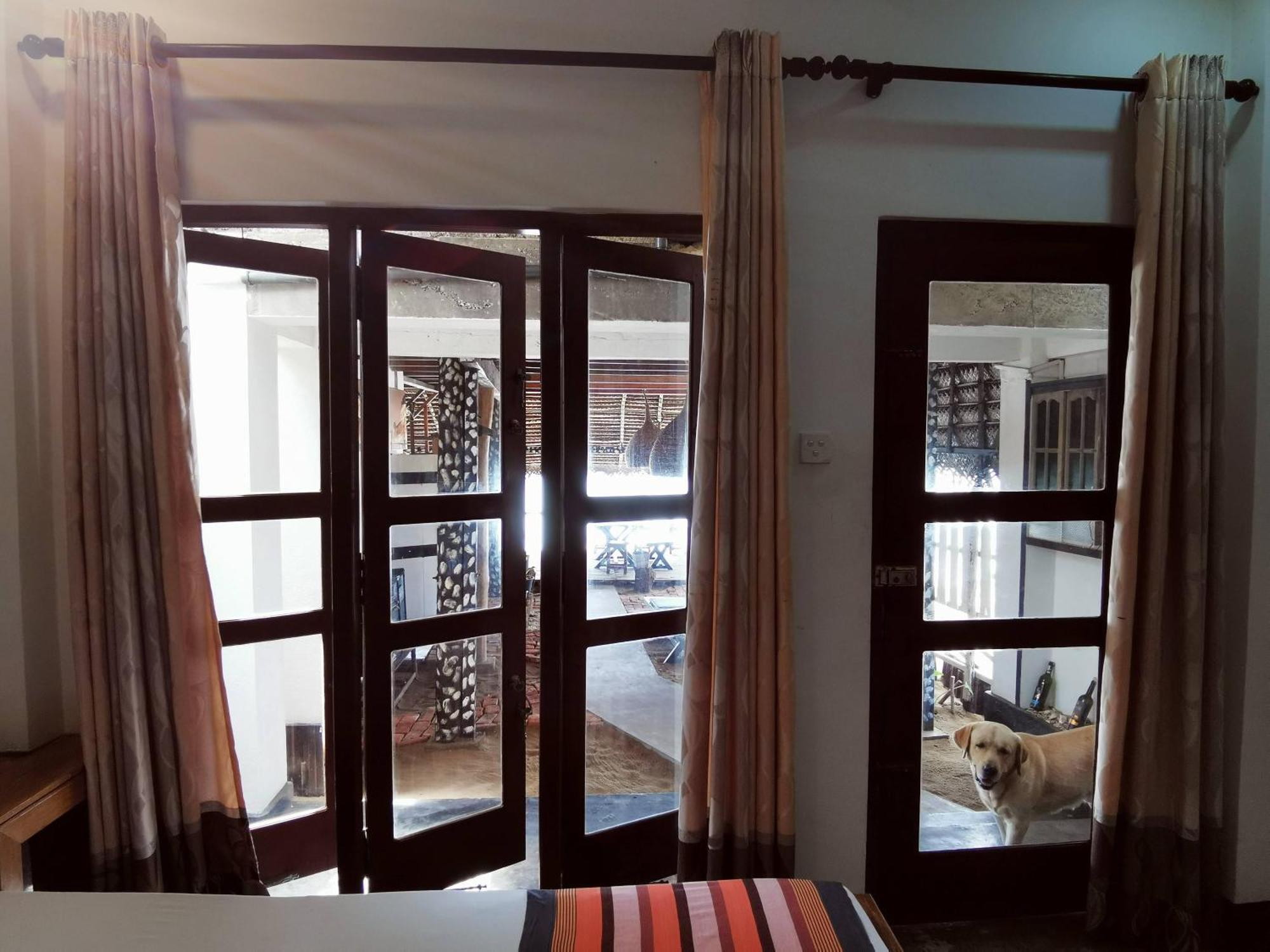 Indika Beach Villa Galle Room photo